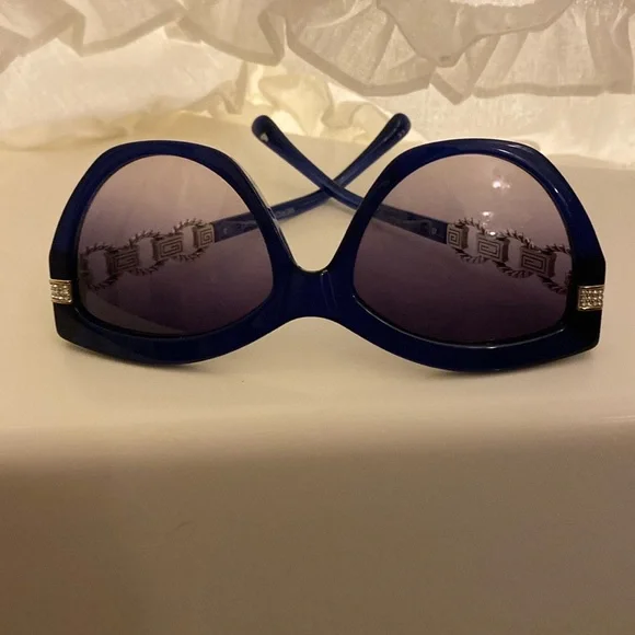 Brighton Meridian Adagio Blue and Gold Sunglasses with Elegant Design - Picture 9 of 9